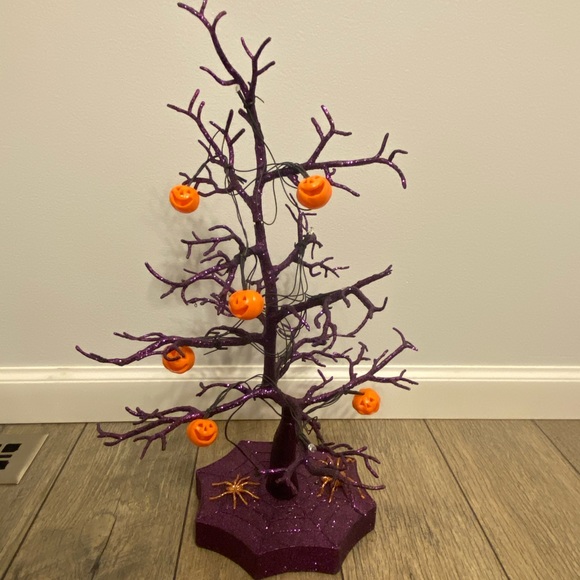 Avon Other - Avon Halloween LED Sparkle Tree